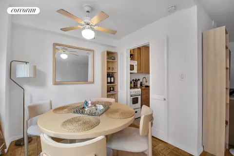 241 E 76th St #2B, New York, NY 10021