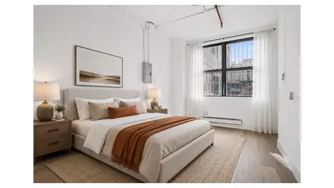 Bedroom - 17-19 Thames St, Brooklyn, NY 11206 photo 2 of 3