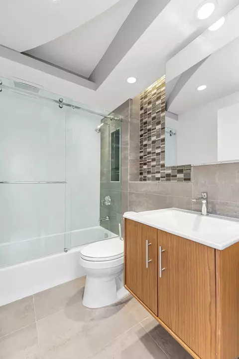 62-54 97th Pl #9M, New York City, NY 11374