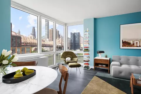 415 Main St #14D, New York, NY 10044