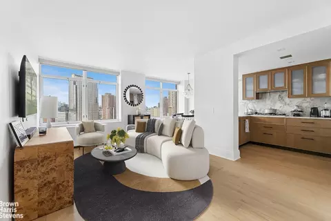 210 Warren St #25C, New York, NY 10282