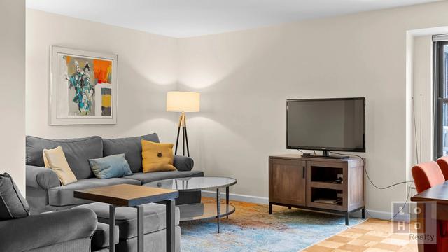 208 E Broadway #J1501, New York, NY 10002
