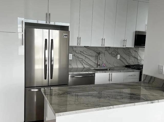 380 Rector Pl #21-H, New York, NY 10280
