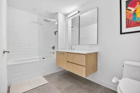 Bath - 77 Clarkson Ave #5B, Brooklyn, NY 11226 photo 1 of 1