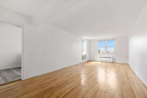 2155 82nd St #6N, Brooklyn, NY 11214