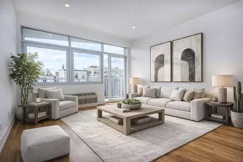240 Frost St #3R, Brooklyn, NY 11211