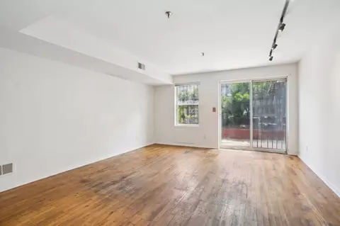 113 Vanderbilt Ave #B, Brooklyn, NY 11205