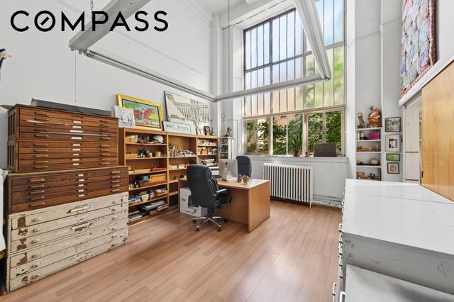1 W 67th St #307, New York, NY 10023
