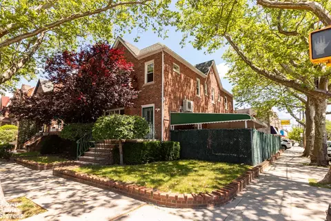 1891 E 29th St, Brooklyn, NY 11229