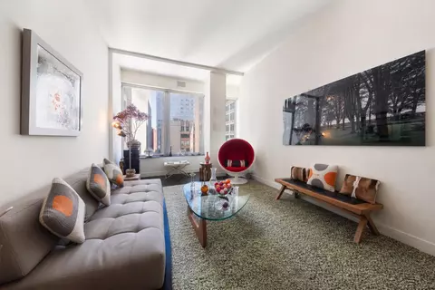 111 Fulton St #601, New York, NY 10038