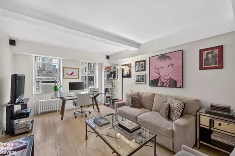434 E 52nd St #10F, New York, NY 10022