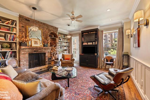 311 W 83rd St #4A, New York, NY 10024