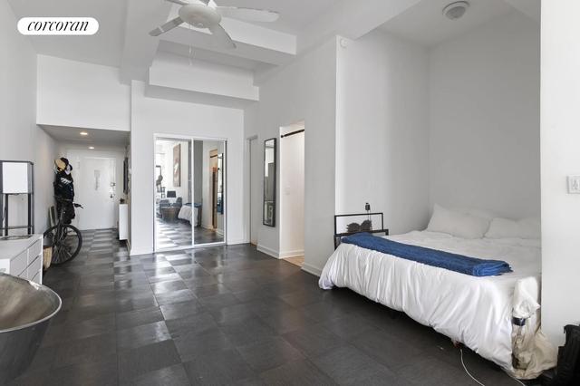 310 E 46th St #K18, New York, NY 10017