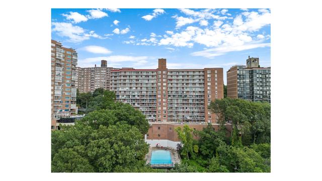 2575 Palisade Ave #2G, New York City, NY 10463