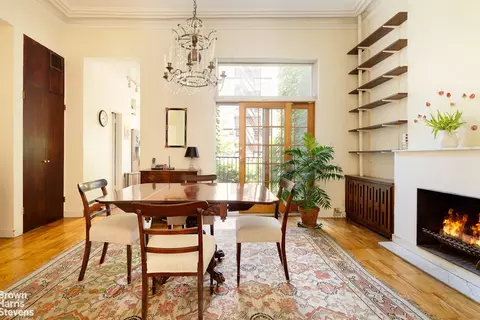 345 E 84th St, New York, NY 10028
