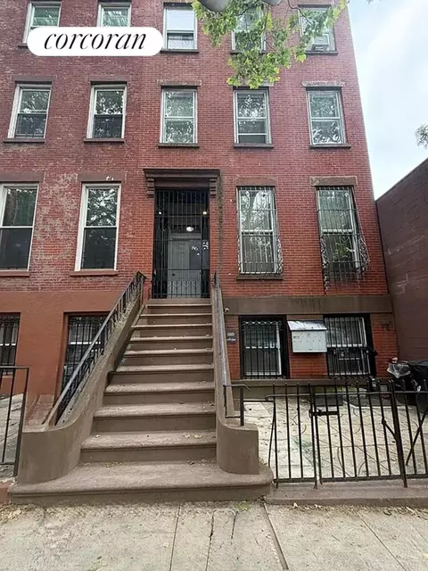 86 Waverly Ave, Brooklyn, NY 11205