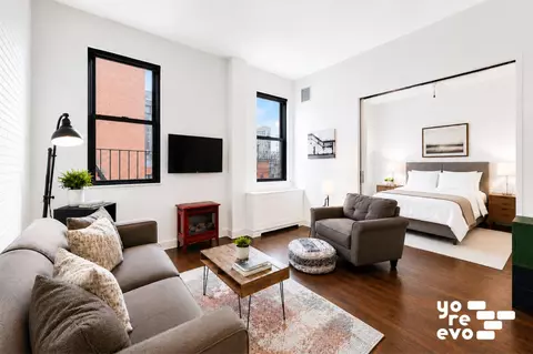 400 W 23rd St #4M, New York, NY 10011