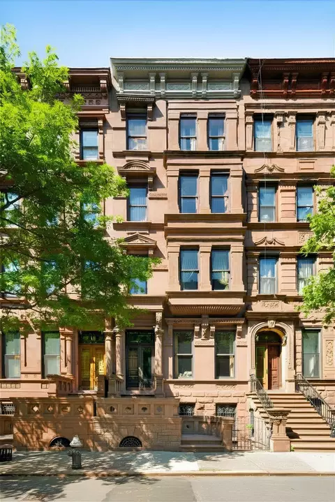 11 W 121st St, New York, NY 10027