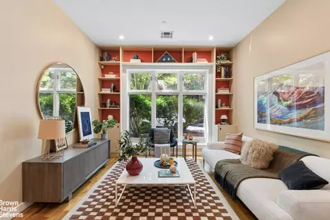 325 Greene Ave #1B, Brooklyn, NY 11238