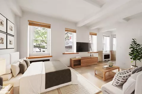 116 W 72nd St #2B, New York, NY 10023