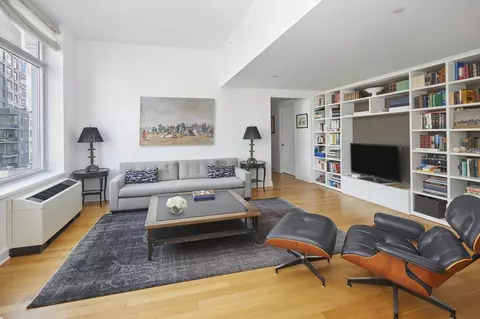 80 Riverside Blvd #19B, New York, NY 10069