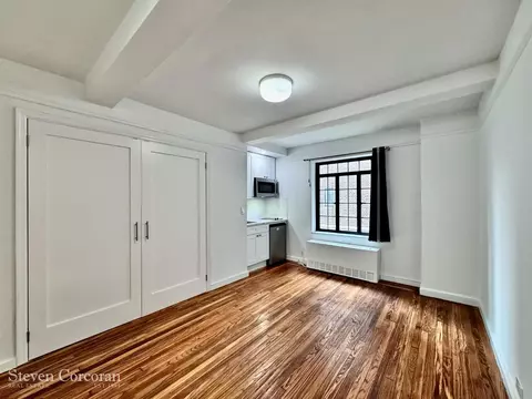 25 Tudor City Pl #1910, New York, NY 10017