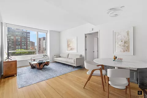 2 River Ter #17-F, New York, NY 10282