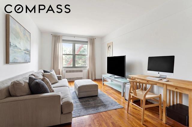 33-35 81st St #5F, New York City, NY 11372