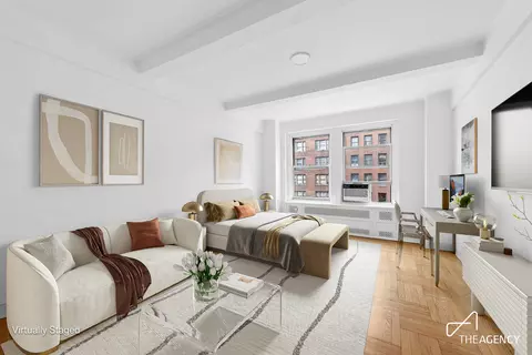 433 W 34th St #10F, New York, NY 10001