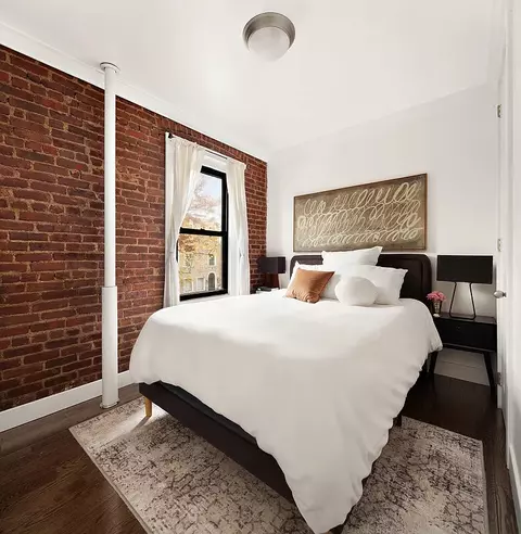 21-06 35th St #5, New York City, NY 11105