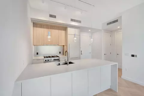 29-18 41st Ave #14-B, Long Island City, NY 11101