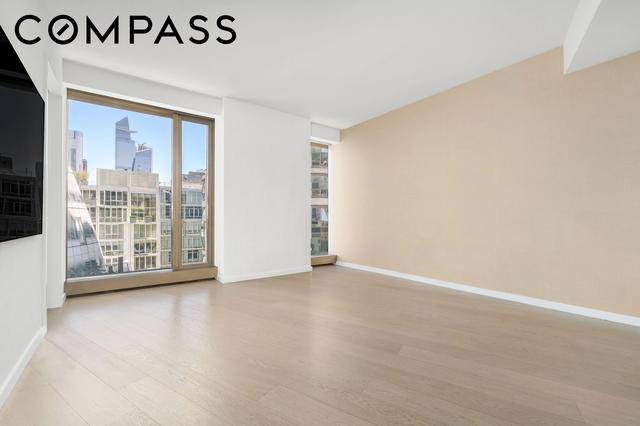 500 W 18th St #W9D, New York, NY 10011