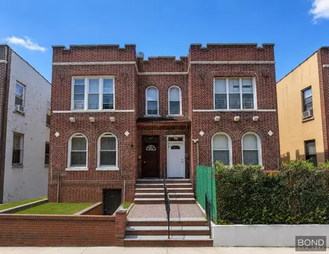 217 E 96th St #MUI, Brooklyn, NY 11212