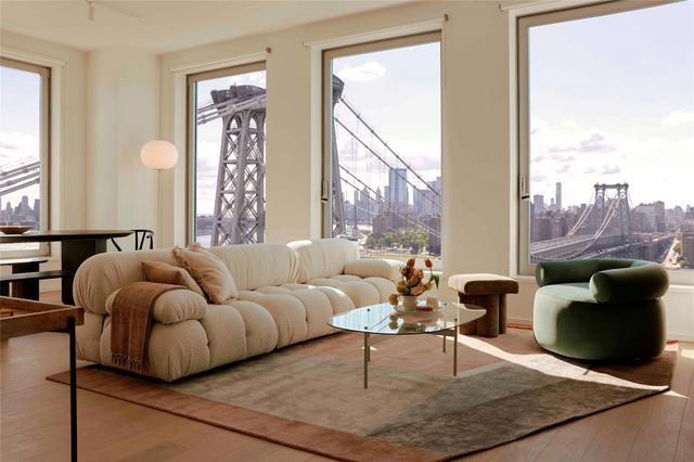 8 S 4th St #27B, Brooklyn, NY 11249