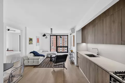 308 W 133rd St #8D, New York, NY 10030