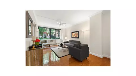 16 W 16th St #1UN, New York, NY 10011