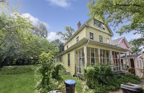 2138 Reeds Mill Ln, New York City, NY 10475