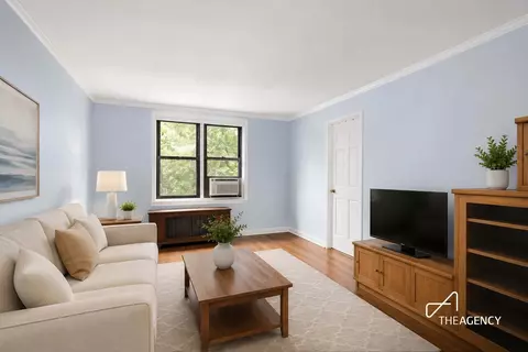 61 Oliver St #2A, Brooklyn, NY 11209