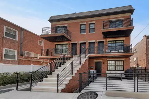 101 Battery Ave #2A, Brooklyn, NY 11209