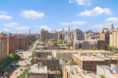 385 1st Ave #18H, New York, NY 10010