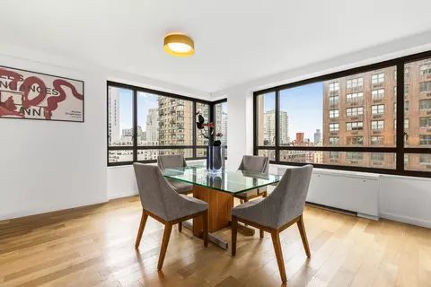 190 E 72nd St #19B, New York, NY 10021