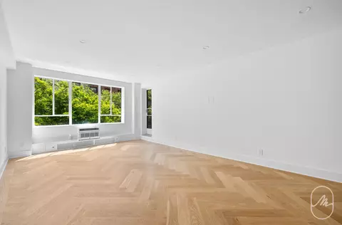 15 W 12th St #3C, New York, NY 10011