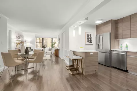333 E 34th St #2M, New York, NY 10016