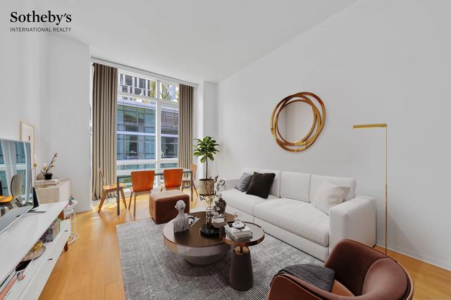 200 Chambers St #6S, New York, NY 10007