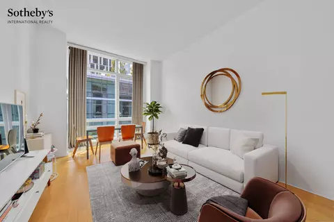200 Chambers St #6S, New York, NY 10007