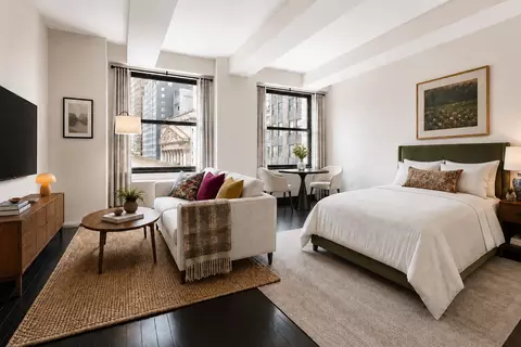 20 Pine St #507, New York, NY 10005