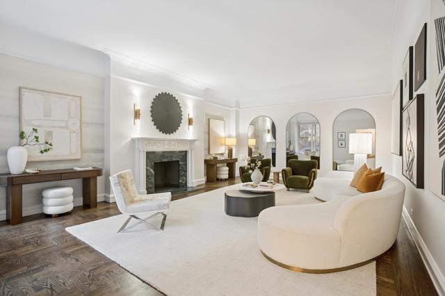 180 W 58th St #3C, New York, NY 10019