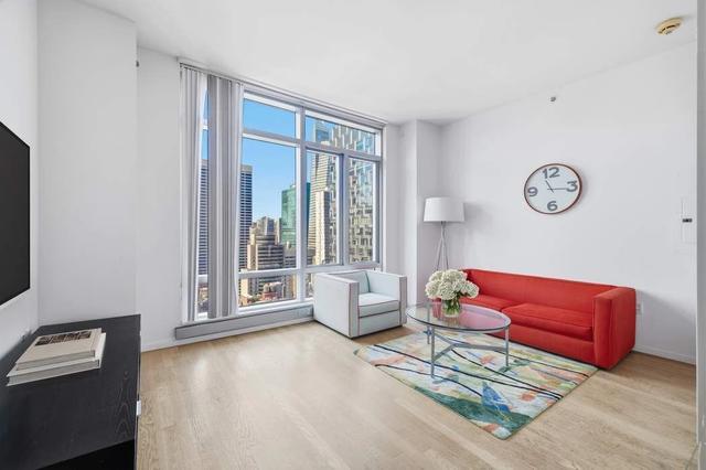 18 W 48th St #31D, New York, NY 10036