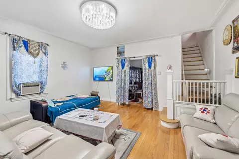 200 E 7th St, Brooklyn, NY 11218 photo 8