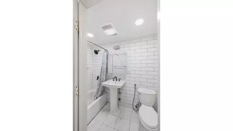 200 E 7th St, Brooklyn, NY 11218 photo 23